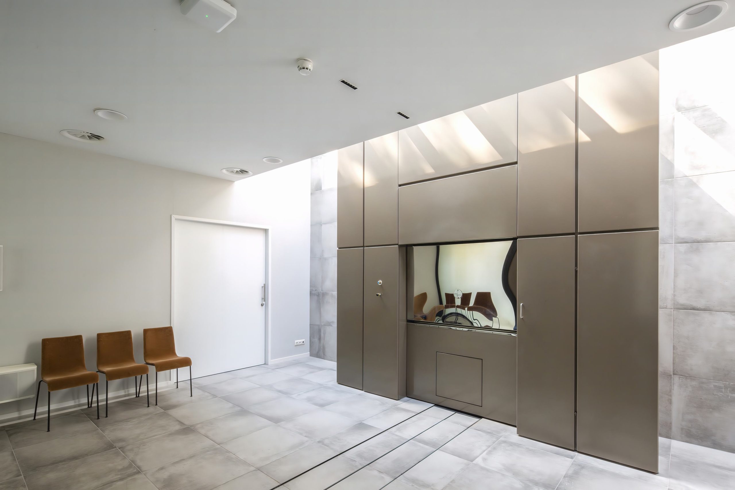 Comparison Gas vs Electric Cremation